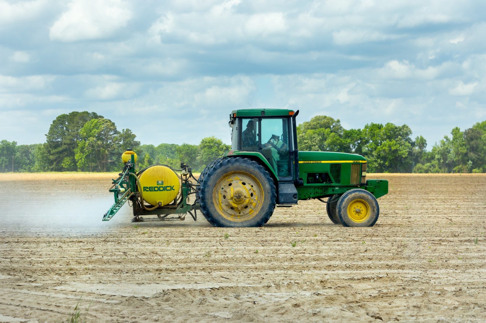 Máquinas agrícolas e tratores têm recuo de 7% nas vendas. Foto/Reprodução: John Lambeth no Pexels